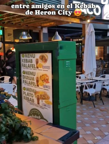 Escaparate con cristal LED FilmTex
